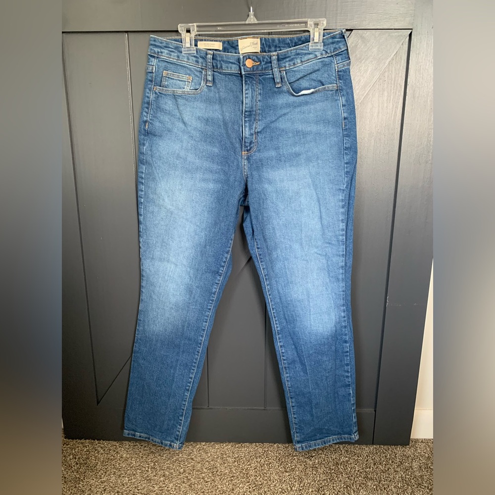 Universal Thread High Rise Straight Jeans